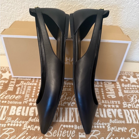 NIB MICHAEL Michael Kors Pointed Toe Flats - Picture 11 of 16